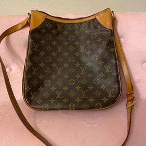 Louis Vuitton Odeon MM